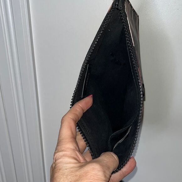 Lululemon Large Wristlet/Pouch - Picture 3 of 6